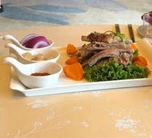 Hand-held Lamb