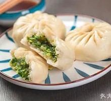 Leek and Egg Dumplings