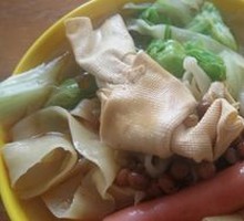 Large Bowl Wide Noodles
