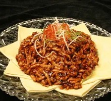 Beijing-style Sweet Soy Sauce Shredded Pork Rice