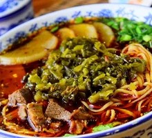 Sour Cabbage Beef Noodles