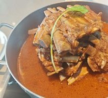 Whole Lamb Rack Pot
