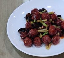 Sizzling Meatballs