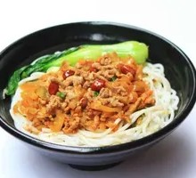 Sliced Pork with Preserved Vegetable Fried Rice Noodles