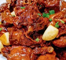 Braised麻Duck in Brown Sauce