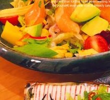 Salmon Avocado Salad