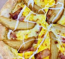 American-style Bacon & Potato Pizza