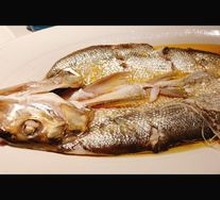 Chicken-Flavored Large White Fish