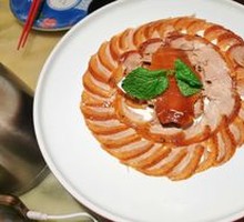 Fan Family's 4th-Gen Crispy Roast Duck