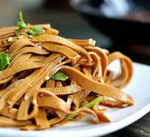 Braised Tofu Skin Noodles