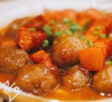 Anqing Sweet Potato Noodles with Braised Pork