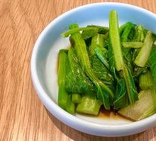 Steamed Seasonal Vegetables