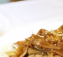 Dry-Fried Beef Rice Noodles