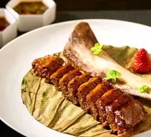 Herb-Wrapped Beef Ribs