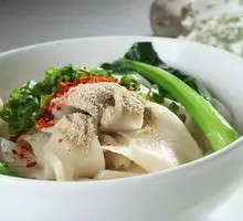 Oil-Poured Hand-Torn Noodles