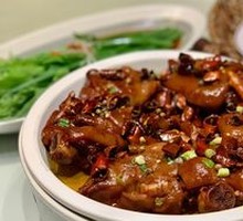 Spicy Beauty Pig Trotter