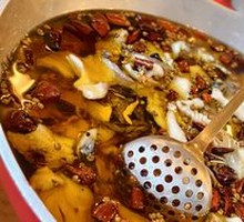 Sichuan boiled fish with oil and chili oil