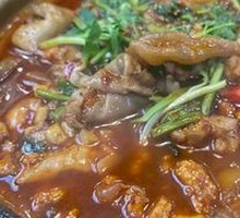 Stewed Fish Offal in Clay Pot