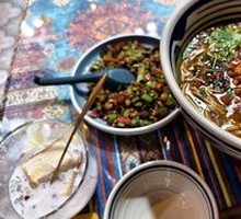 Small Pot Rice Noodles