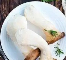Almond Mushroom