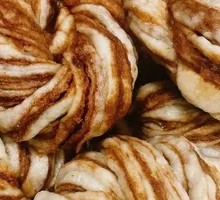 Sesame Sauce Buns