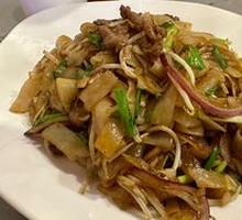 Dry-Fried Beef Rice Noodles