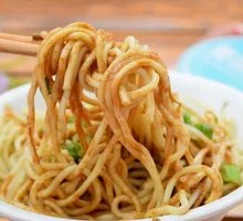 Hot Dry Noodles