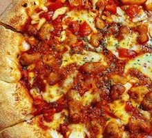 Classic Italian Meat Sauce Pizza