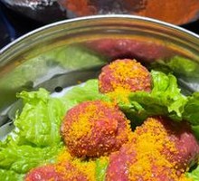 Beef tendon meatballs