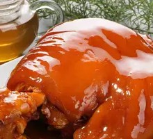 Braised Pork Elbow in Sauce