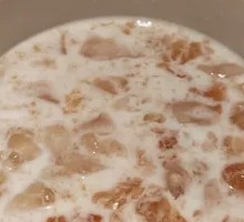 Peach Gelatin with Milk