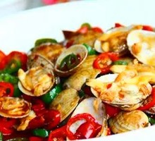 Spicy Stir-Fried Clams