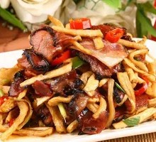Bamboo Shoots with Preserved Pork