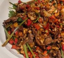 Stir-Fried Beef with Yellow Onion