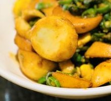 Stir-Fried Quail Eggs