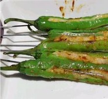 Hanging Pepper Stuffed with Shrimp Paste