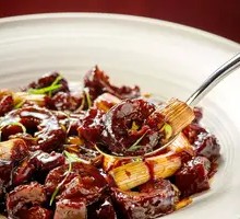 Braised Sea Cucumber with Green Onion
