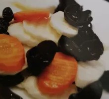 Stir-fried Huai Shan药 with Wood Ear Mushrooms