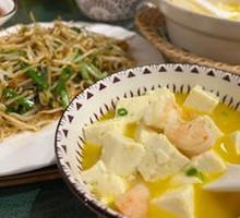 Salted Egg Shrimp Tofu Stew