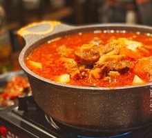 Signature Tomato Beef Tail