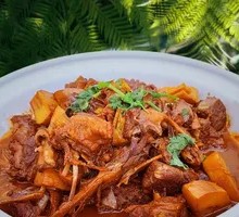 Old Goose Braised with Winter Bamboo Shoots
