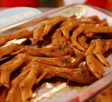 Spicy Duck Feet