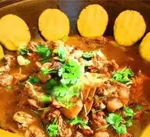 Stewed Goose in Iron Pot
