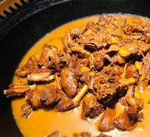 Pork Rib and Chicken Claw Hot Pot