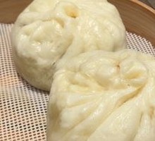 Classic Sauces Pork Bun