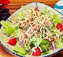Tuna Avocado Salad