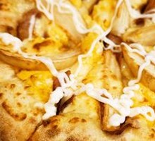 American-style Bacon & Potato Pizza