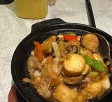 Braised Shrimp and Tofu in Clay Pot