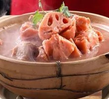 Braised Spare Ribs with Lotus Root from Honghu