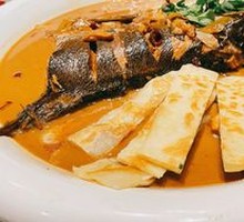 Fish Head with Flatbread